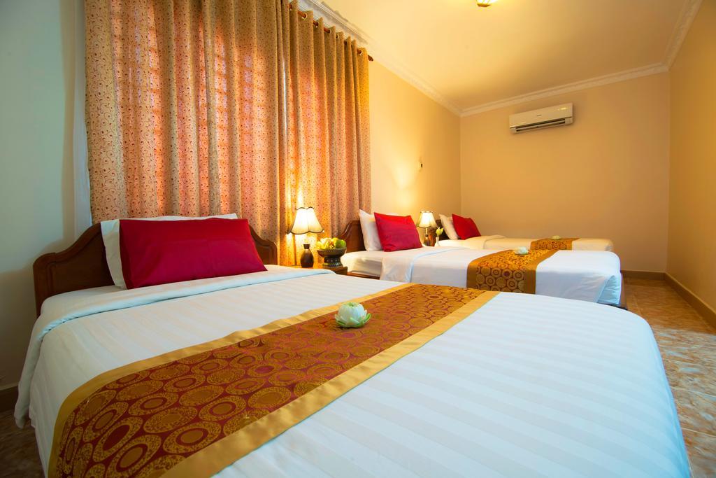 Reaksmey Chanreas Hotel Siem Reap Buitenkant foto