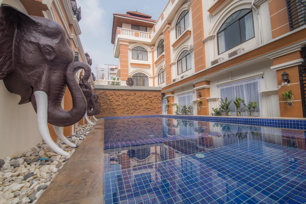 Reaksmey Chanreas Hotel Siem Reap Buitenkant foto