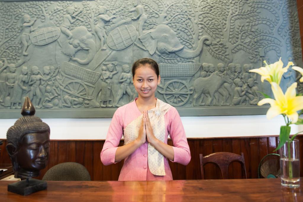 Reaksmey Chanreas Hotel Siem Reap Buitenkant foto